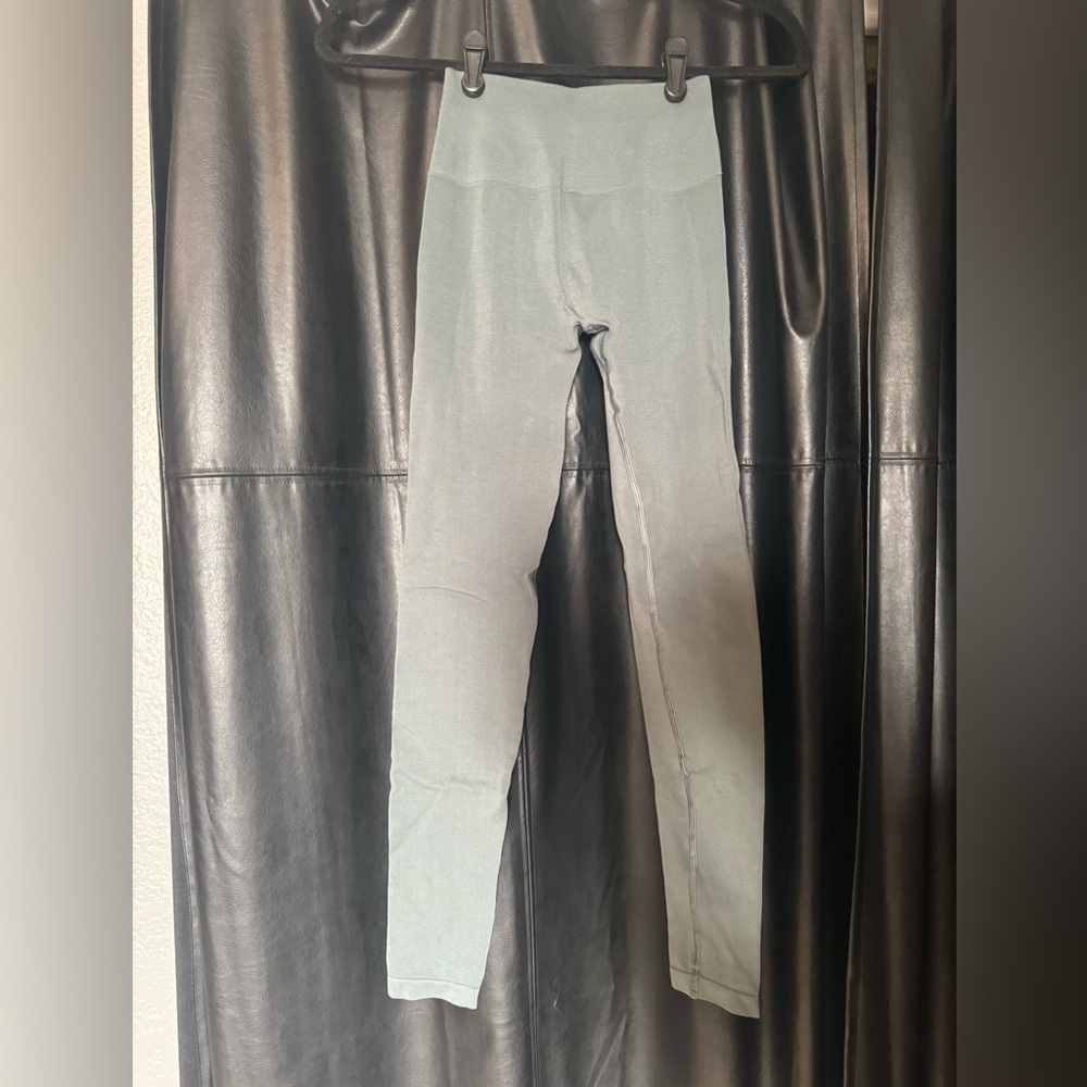 Alphalete amplify collection leggings cyberspace grey